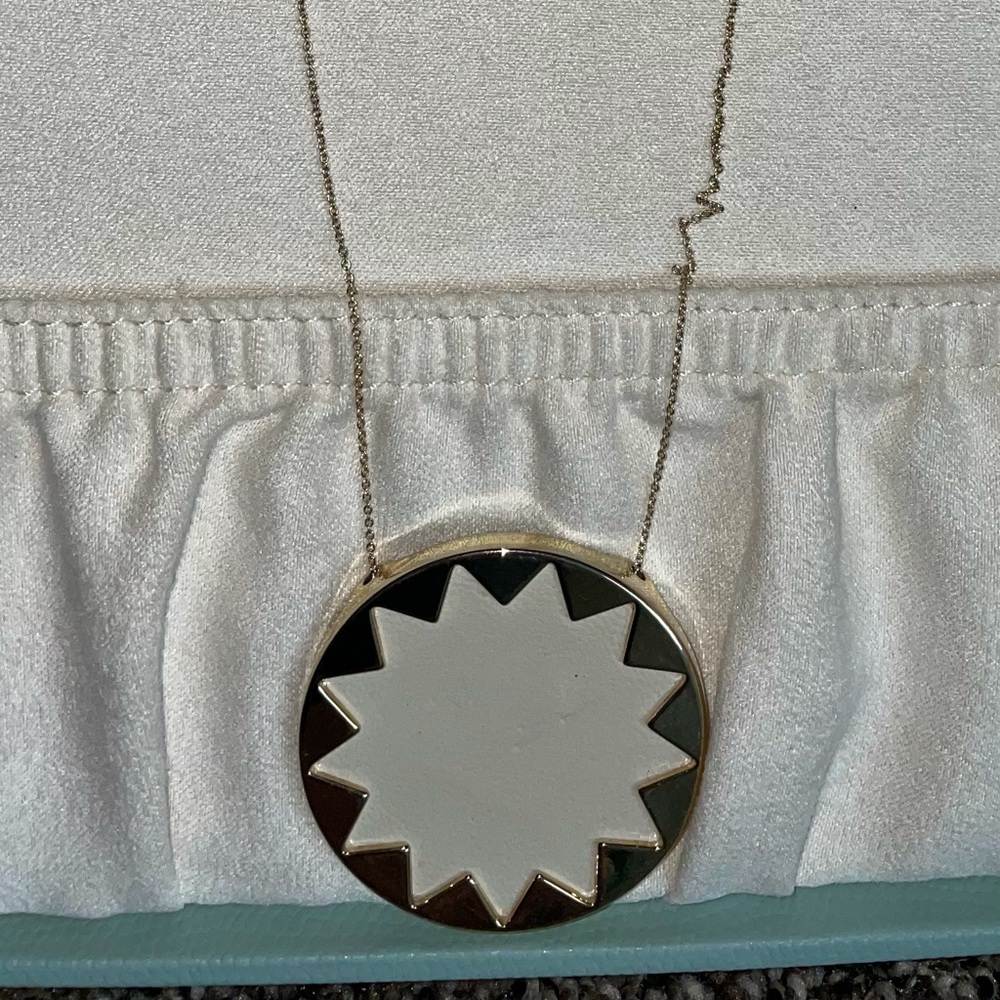 House of Harlow 1960 Starburst Necklace